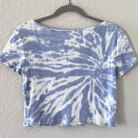 American Eagle Tie Dye Top Baby Tee Women’s Medium - Picture 2 of 4